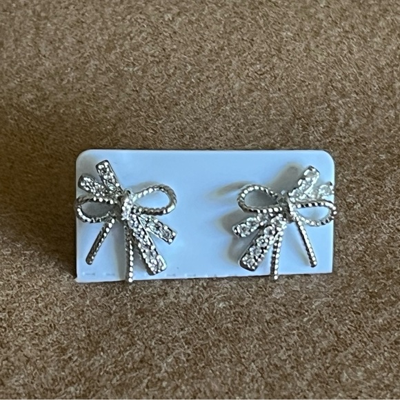Pretty Bird Jewelry Jewelry - Pretty Bird White Gold Plated Bow Stud Earrings NEW!